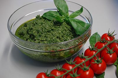 Gc Basilikumpesto fri. 1kg BW